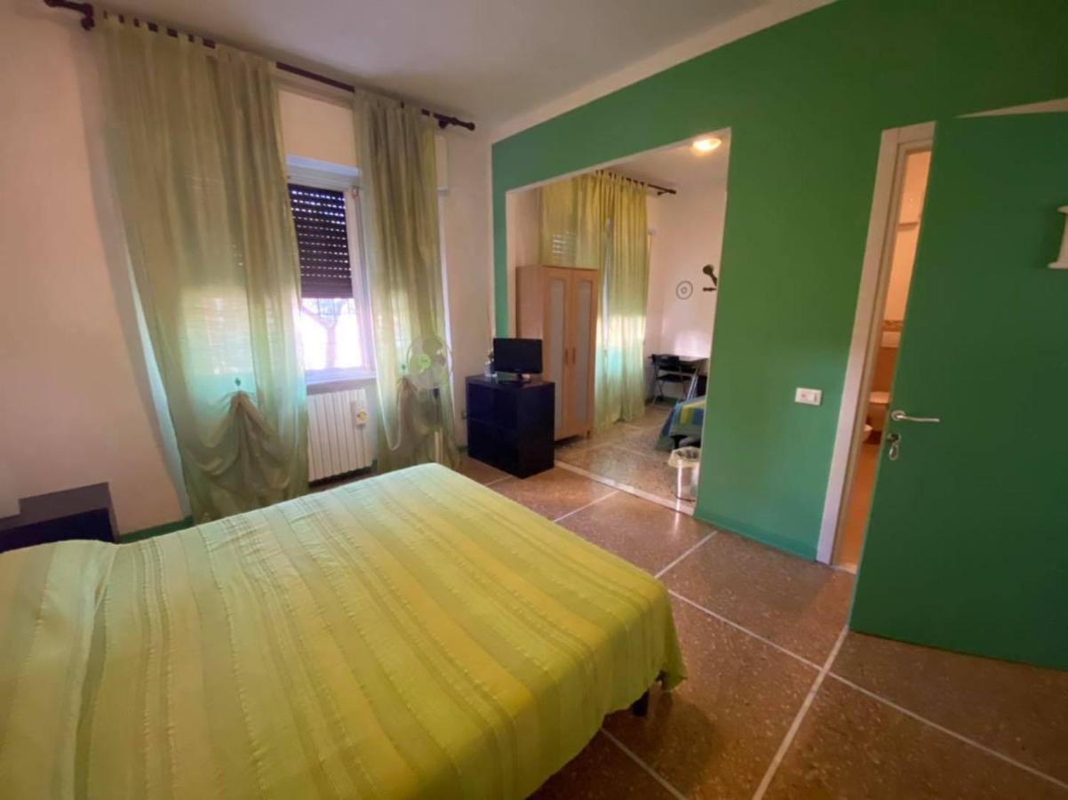 Acomodação com café da manhã  I Limoni B&B Pisa